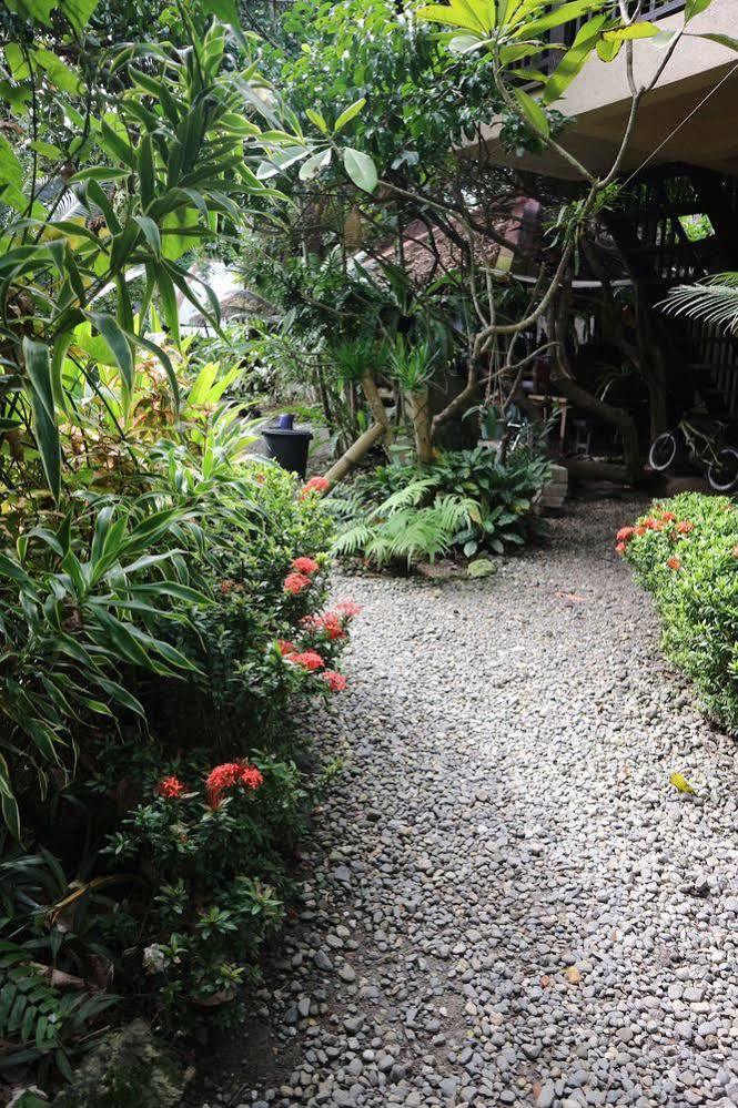 Blue Bayou Bungalows Balabag  外观 照片